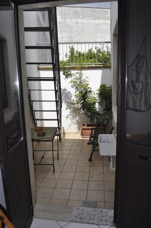 Casa Vacanza L'Aquilone Campi Salentina Exterior foto
