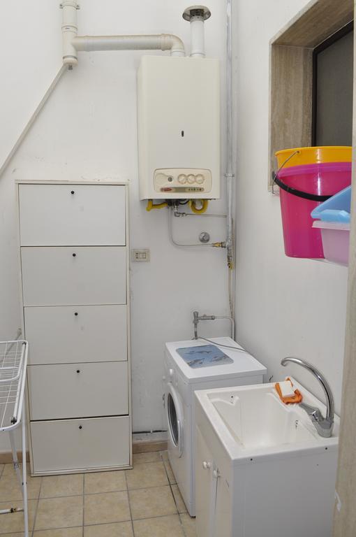Casa Vacanza L'Aquilone Campi Salentina Exterior foto