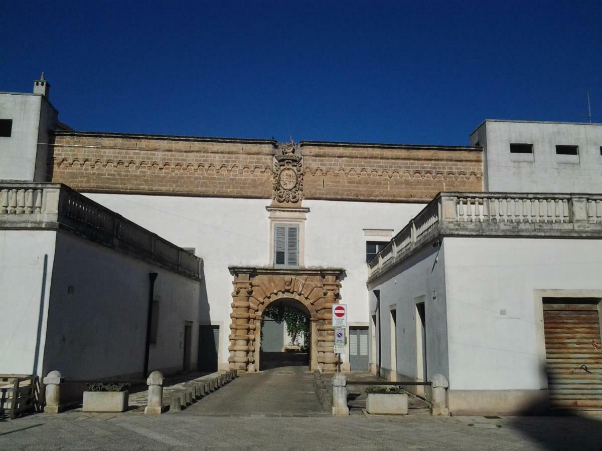 Casa Vacanza L'Aquilone Campi Salentina Exterior foto
